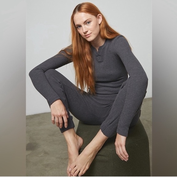 LUNYA Restore Thermal Draped Jogger In Mercurial Grey Heather - Picture 2 of 4